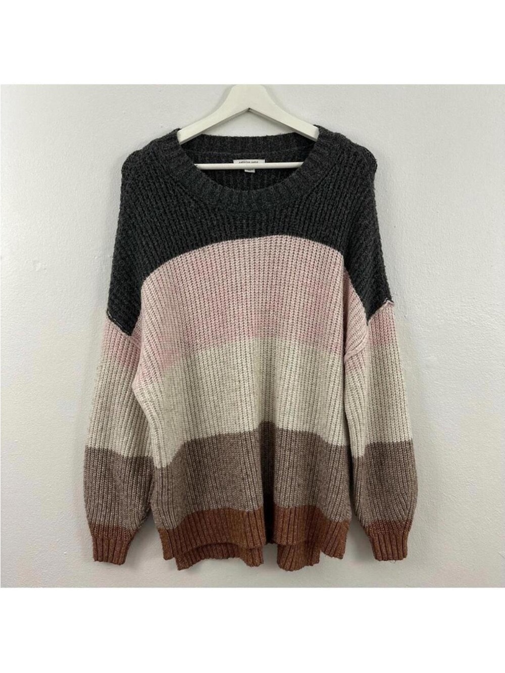 American Eagle Women’s Colorblock Sweater Size M